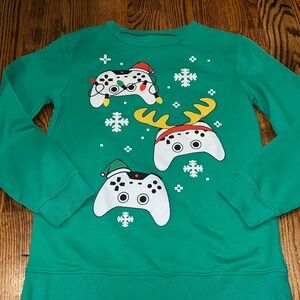 Boys Gaming Holiday sweatshirt size XL (fits 10-12). EUC
